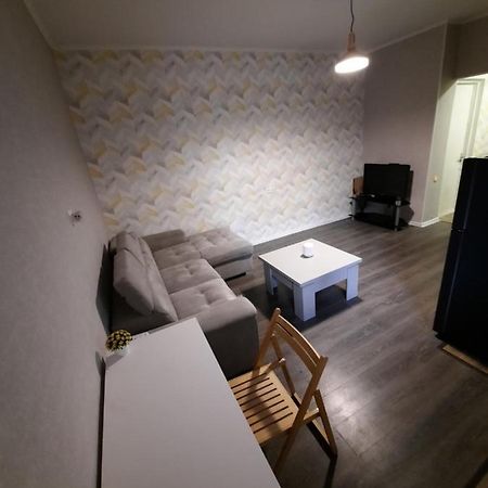 Futuristic 1 Bedroom Apartment Next To Vake Park Tbilisi Exterior photo